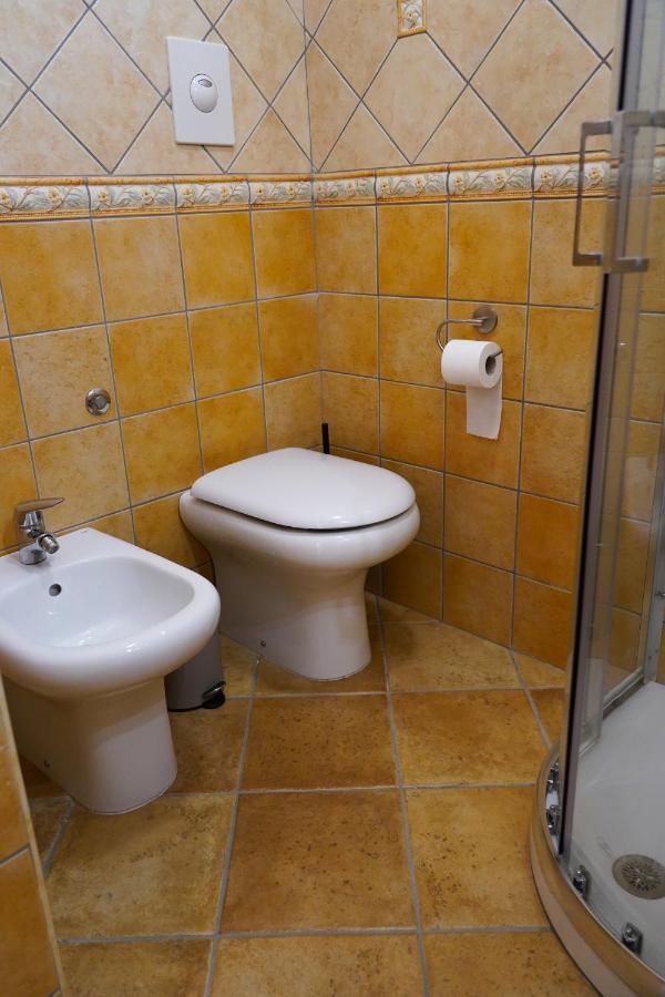 Familiainn Rooms & Apartments Pompei Bagian luar foto