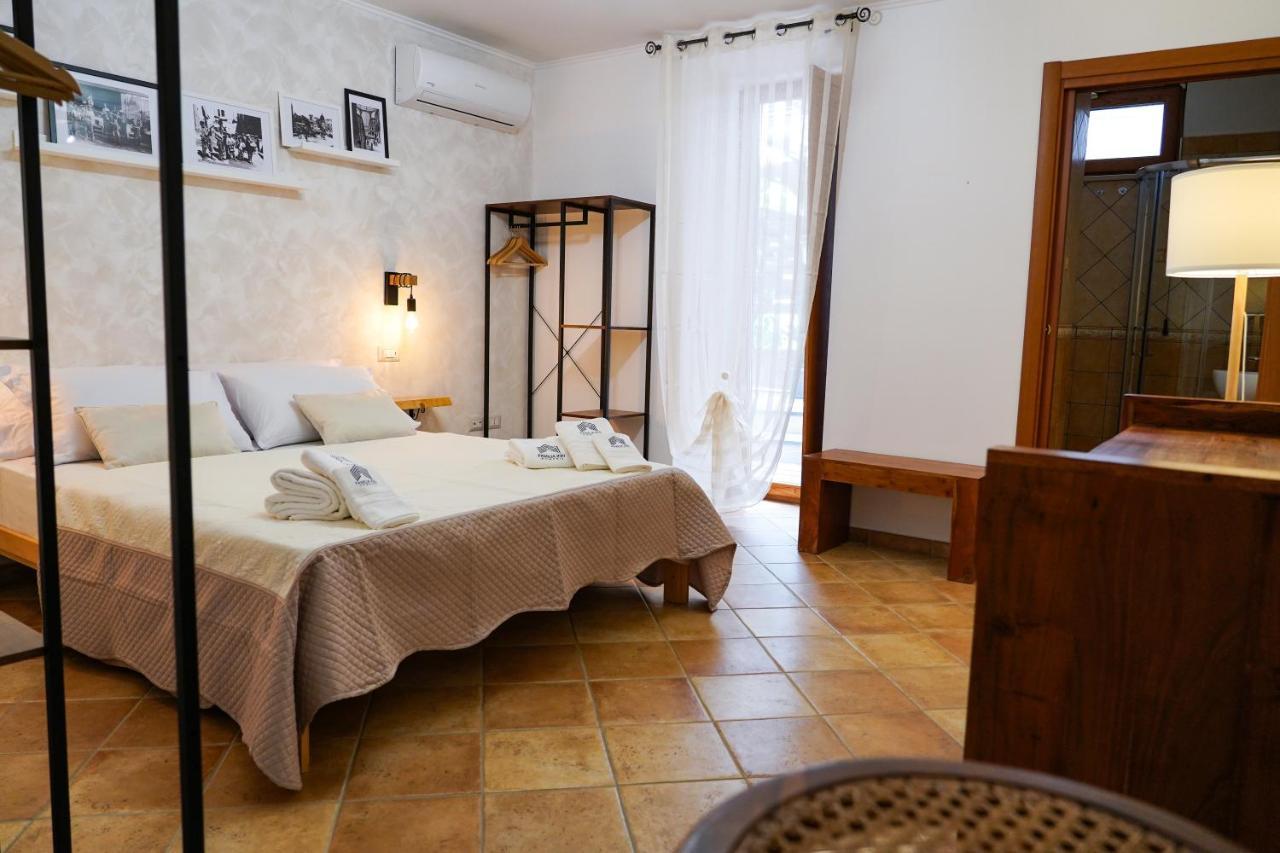 Familiainn Rooms & Apartments Pompei Bagian luar foto