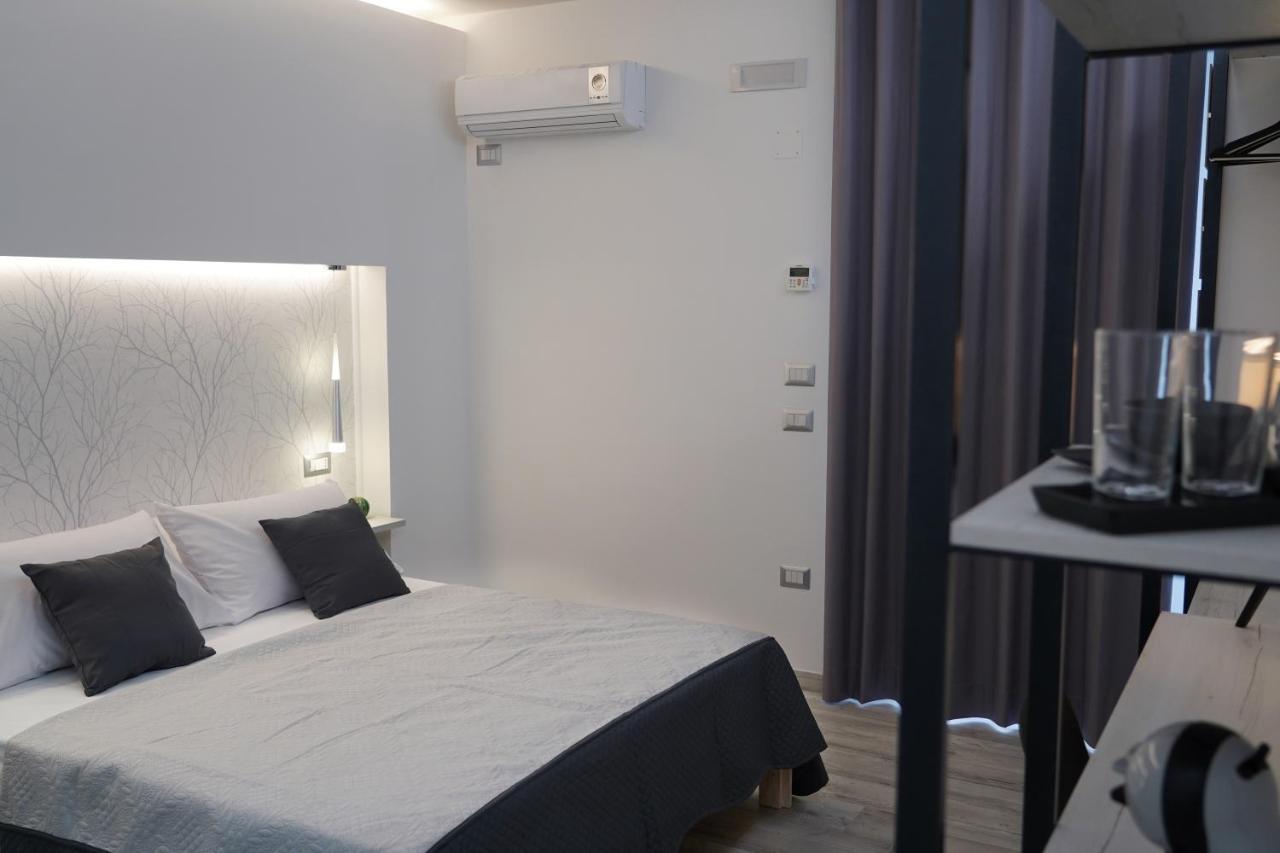Familiainn Rooms & Apartments Pompei Bagian luar foto