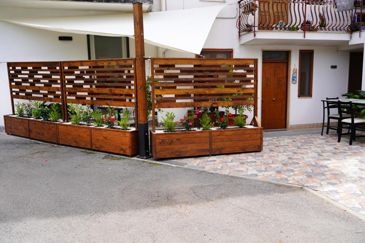 Familiainn Rooms & Apartments Pompei Bagian luar foto