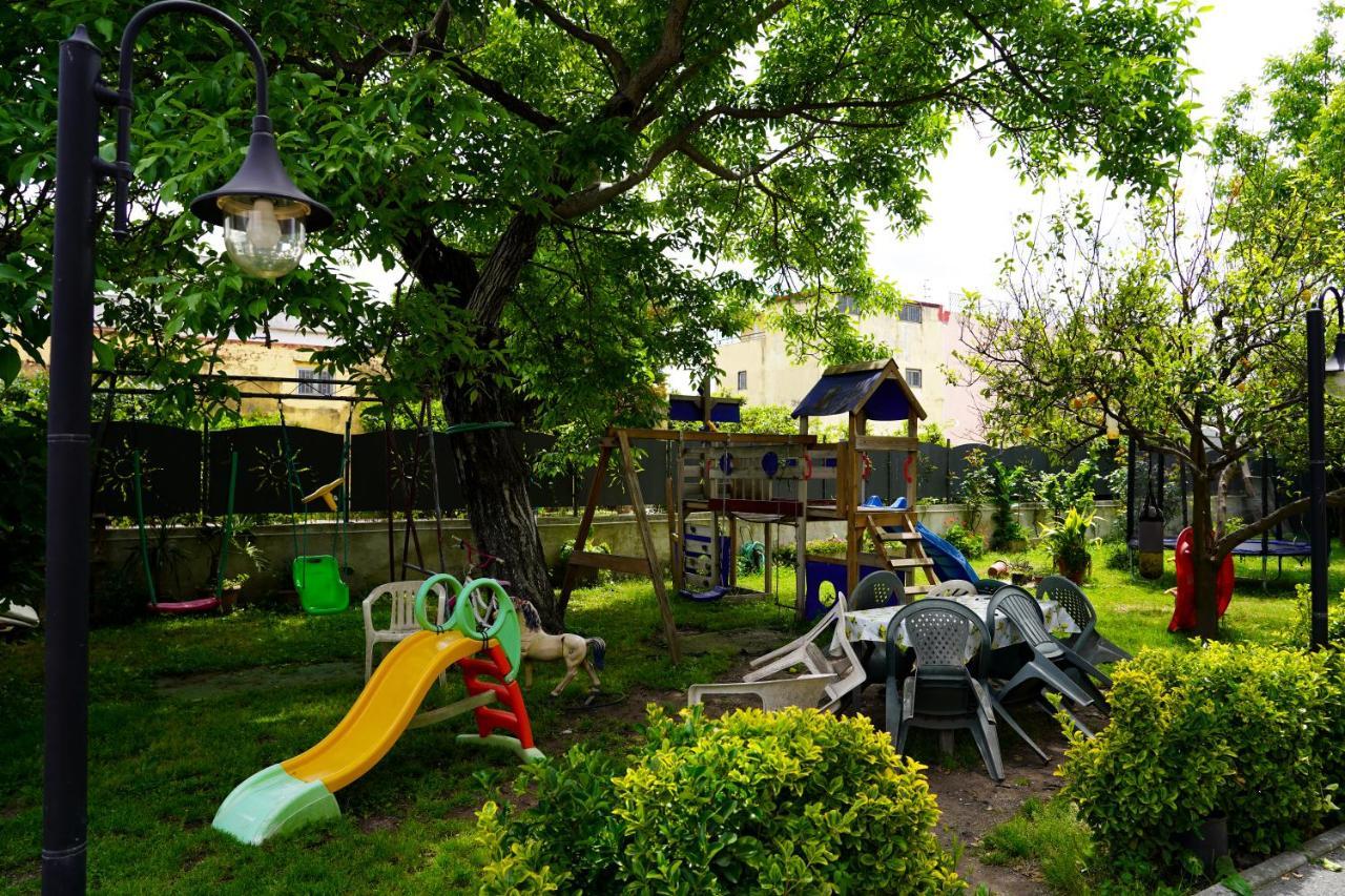 Familiainn Rooms & Apartments Pompei Bagian luar foto
