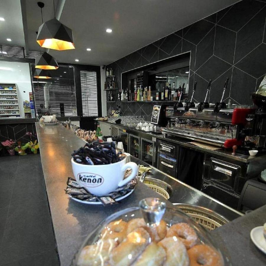 Familiainn Rooms & Apartments Pompei Bagian luar foto